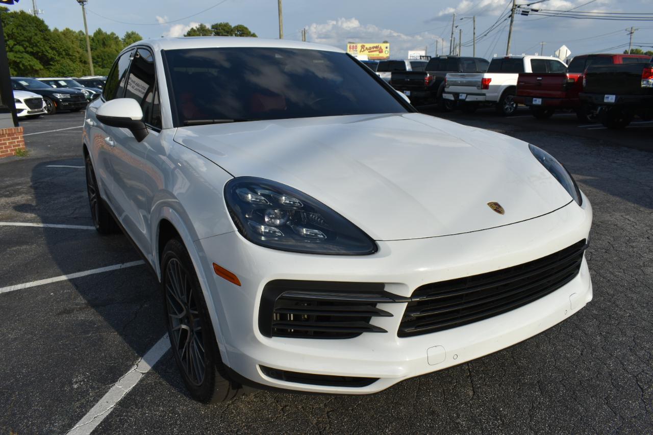 Porsche Cayenne Base 2019