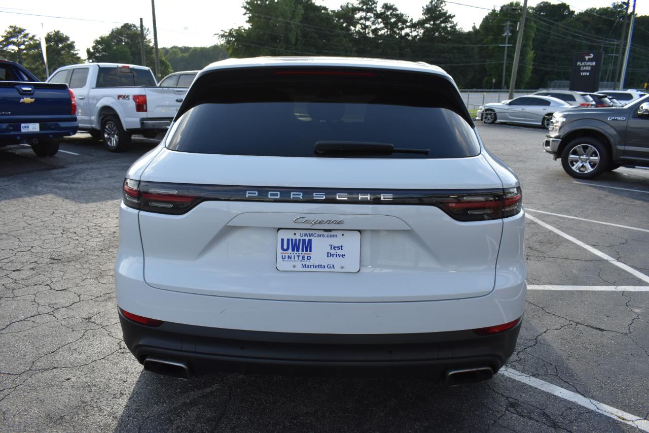 Porsche Cayenne Base 2019