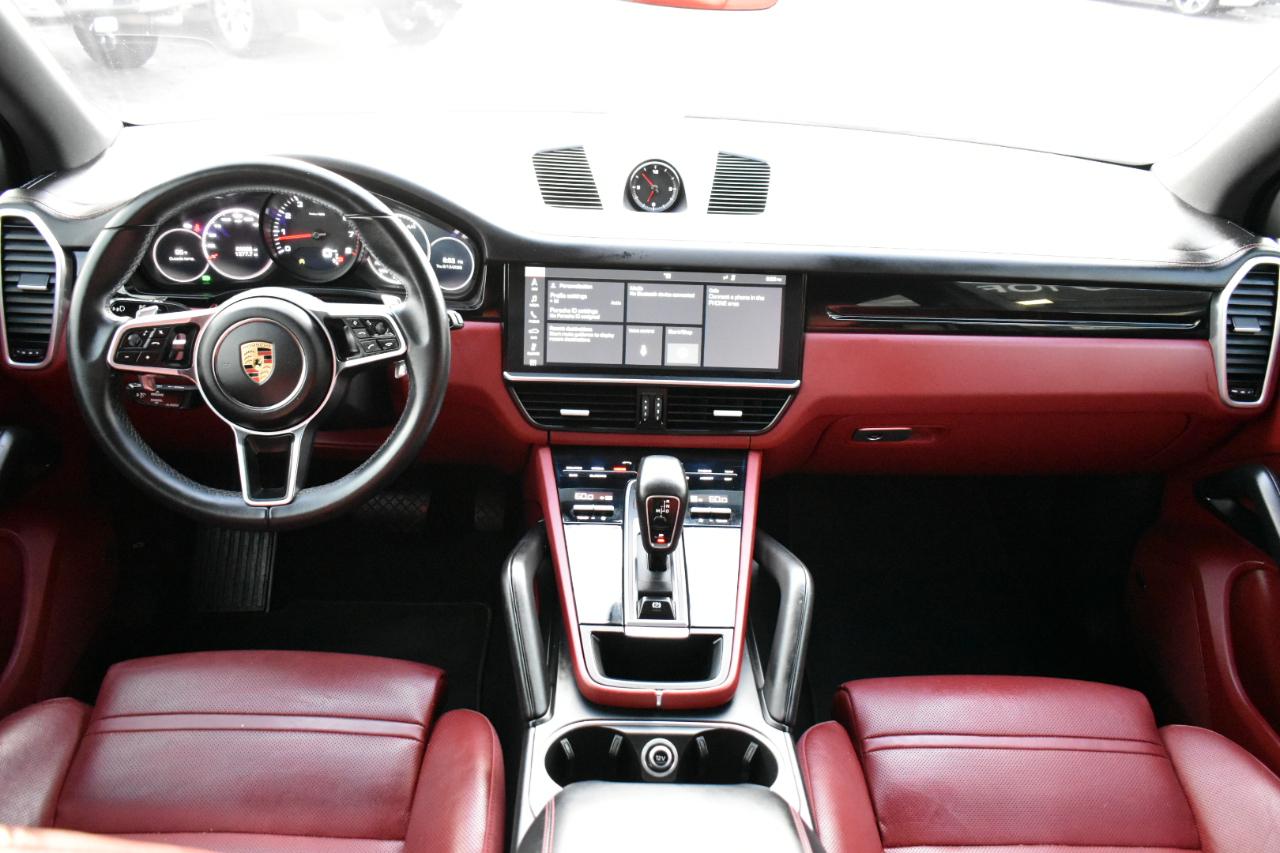 Porsche Cayenne Base 2019