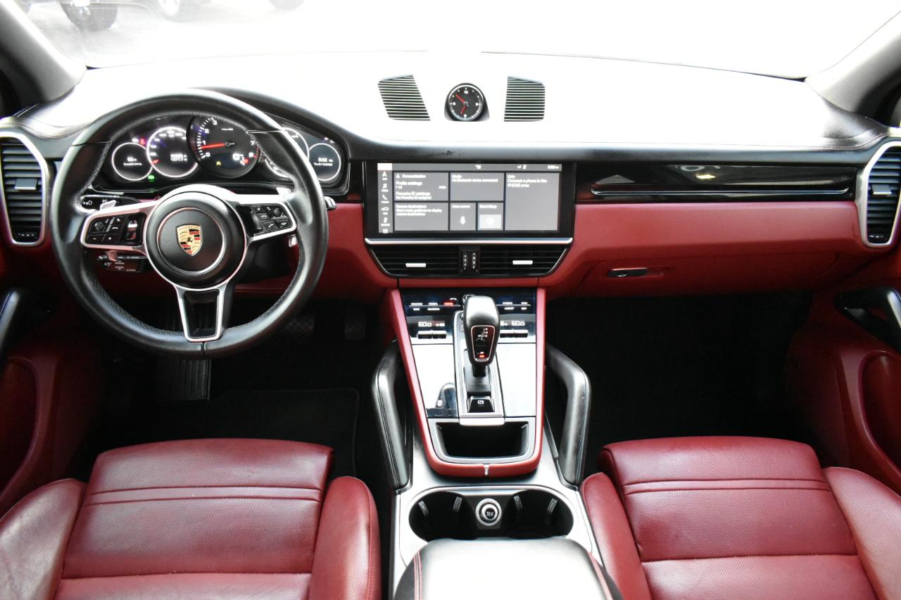 Porsche Cayenne Base 2019