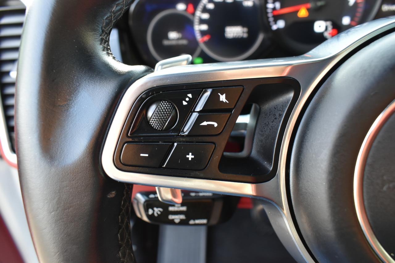 Porsche Cayenne Base 2019