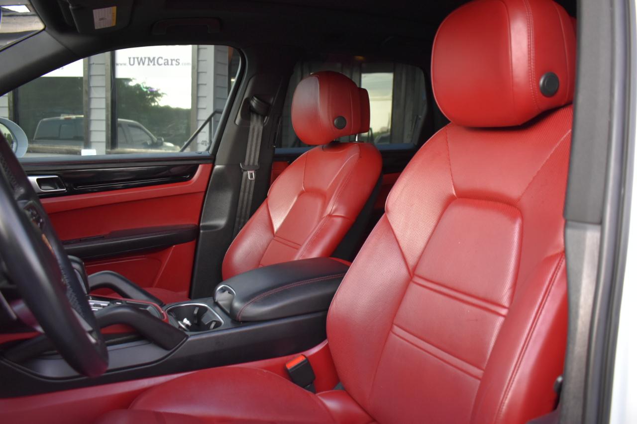 Porsche Cayenne Base 2019