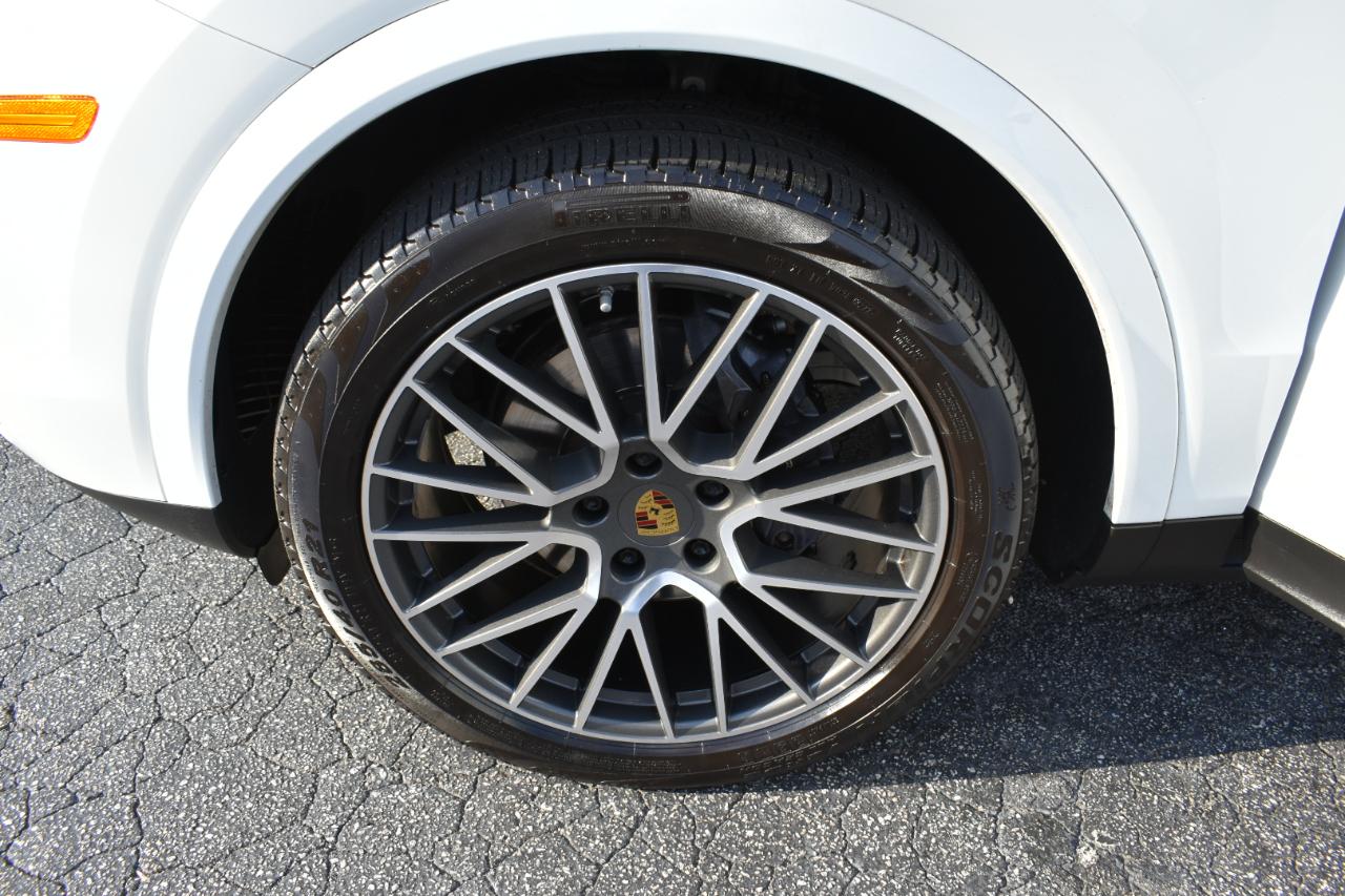 Porsche Cayenne Base 2019