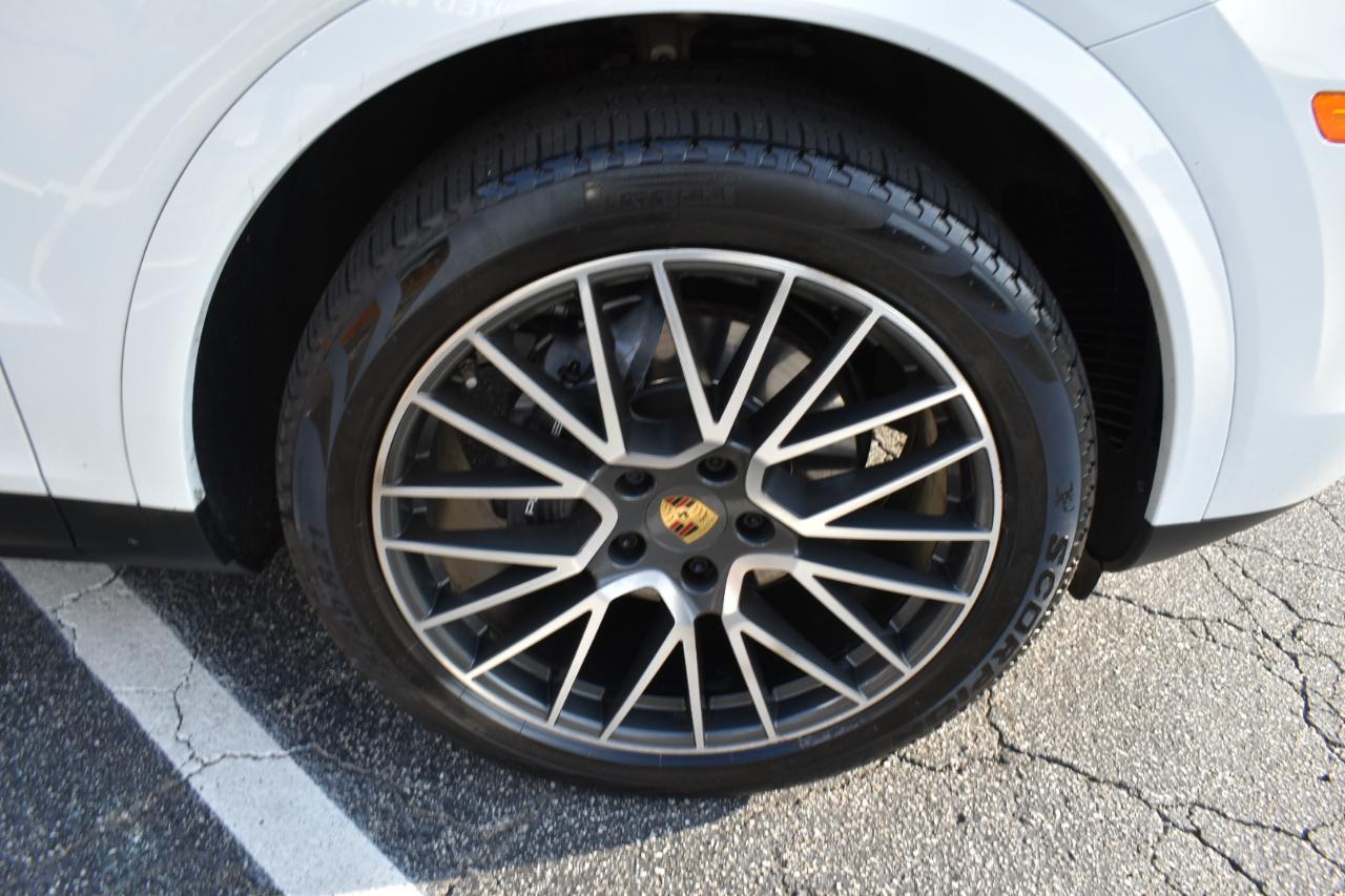 Porsche Cayenne Base 2019