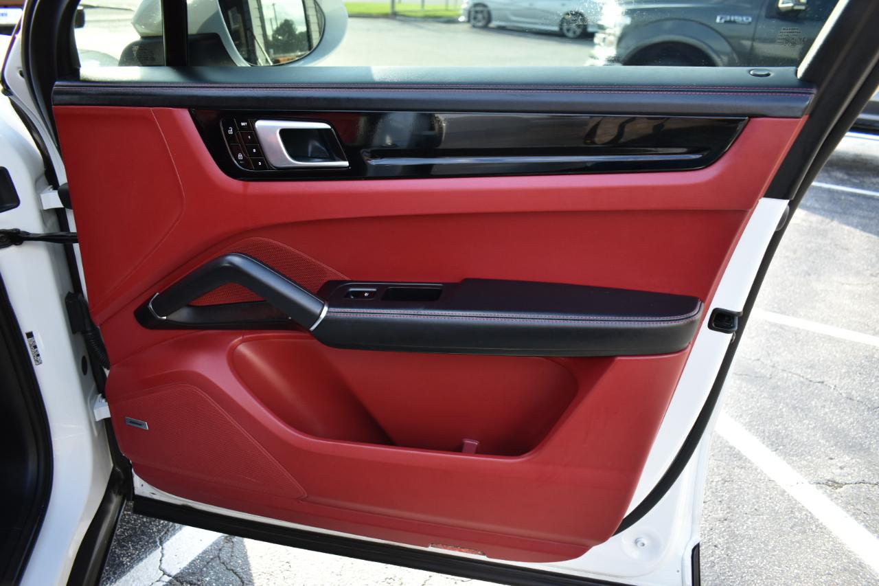 Porsche Cayenne Base 2019