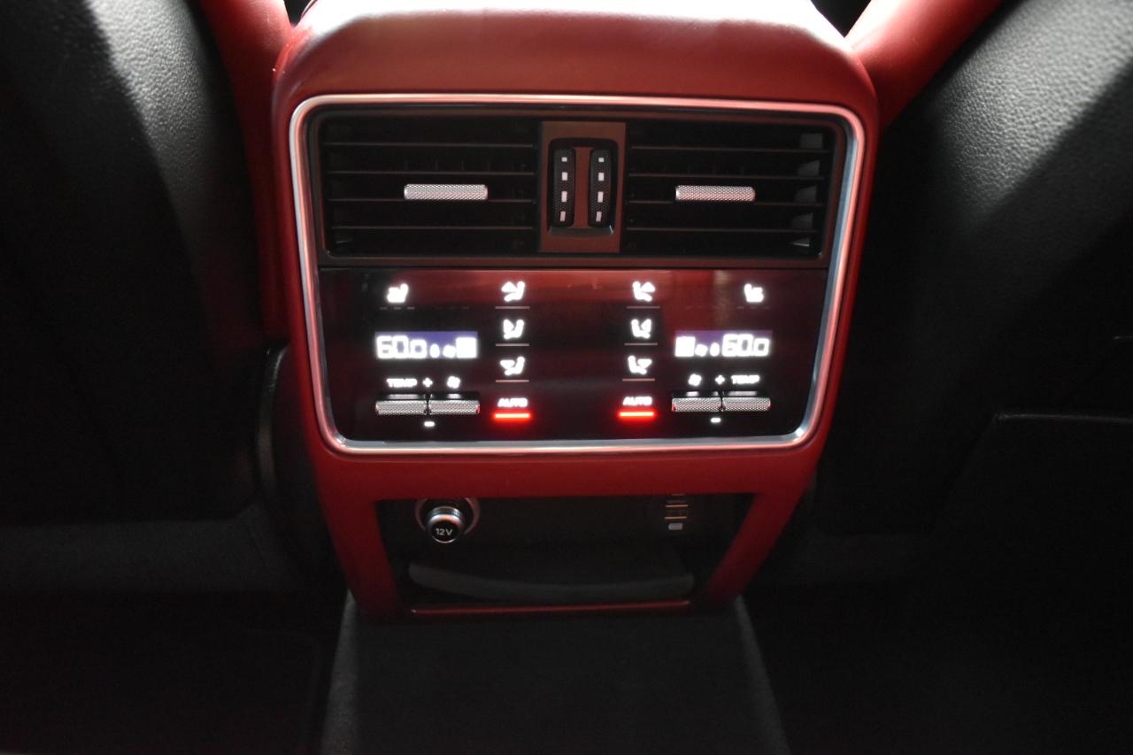 Porsche Cayenne Base 2019