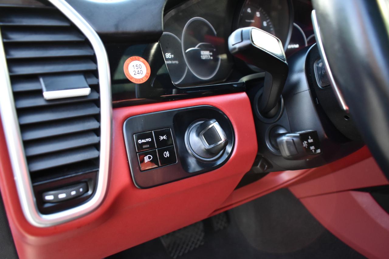 Porsche Cayenne Base 2019