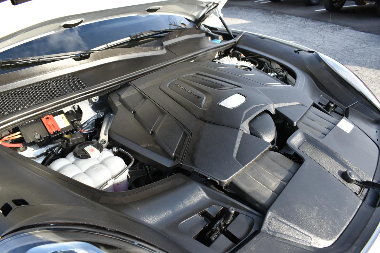 Porsche Cayenne Base 2019