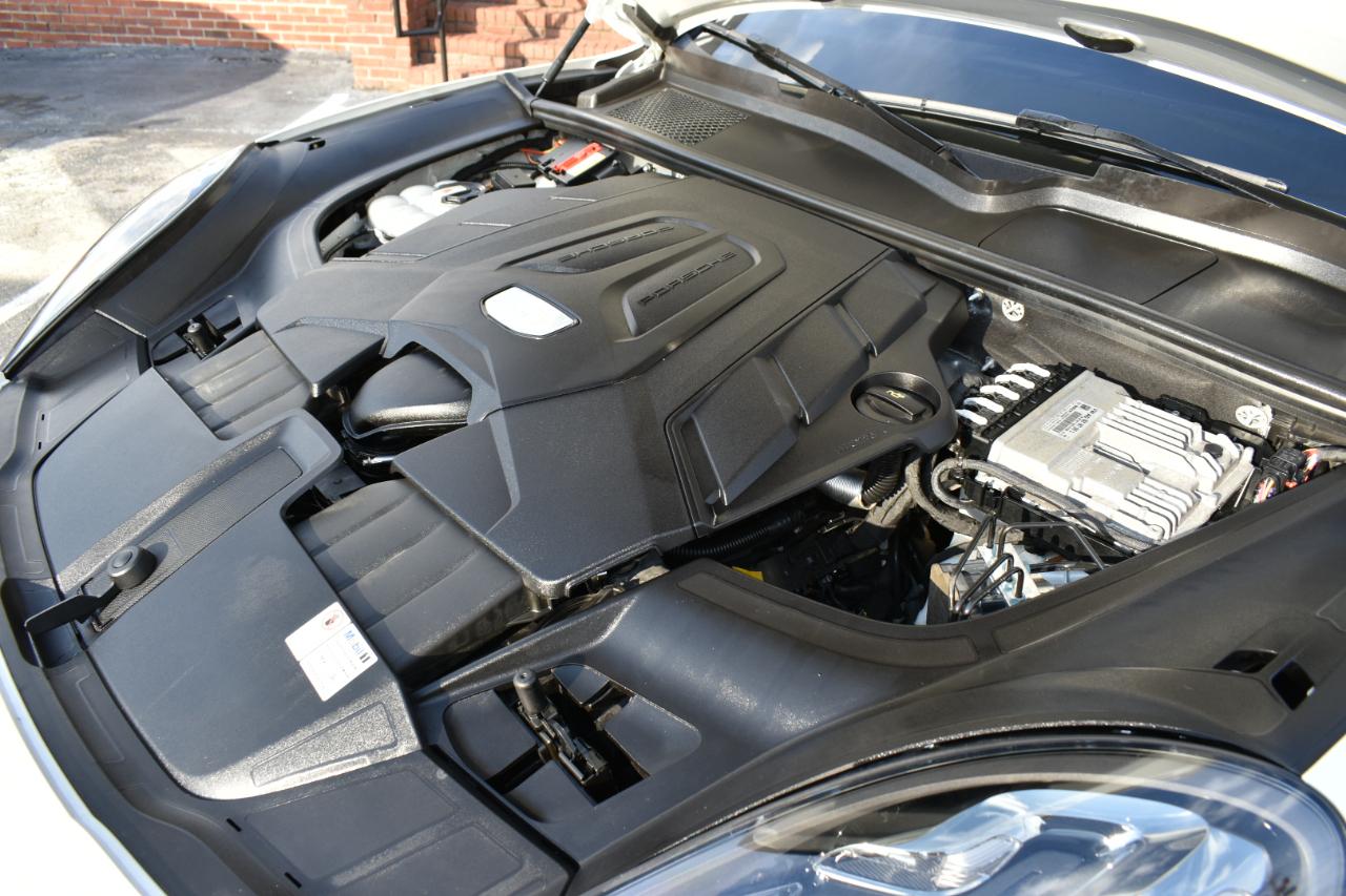 Porsche Cayenne Base 2019