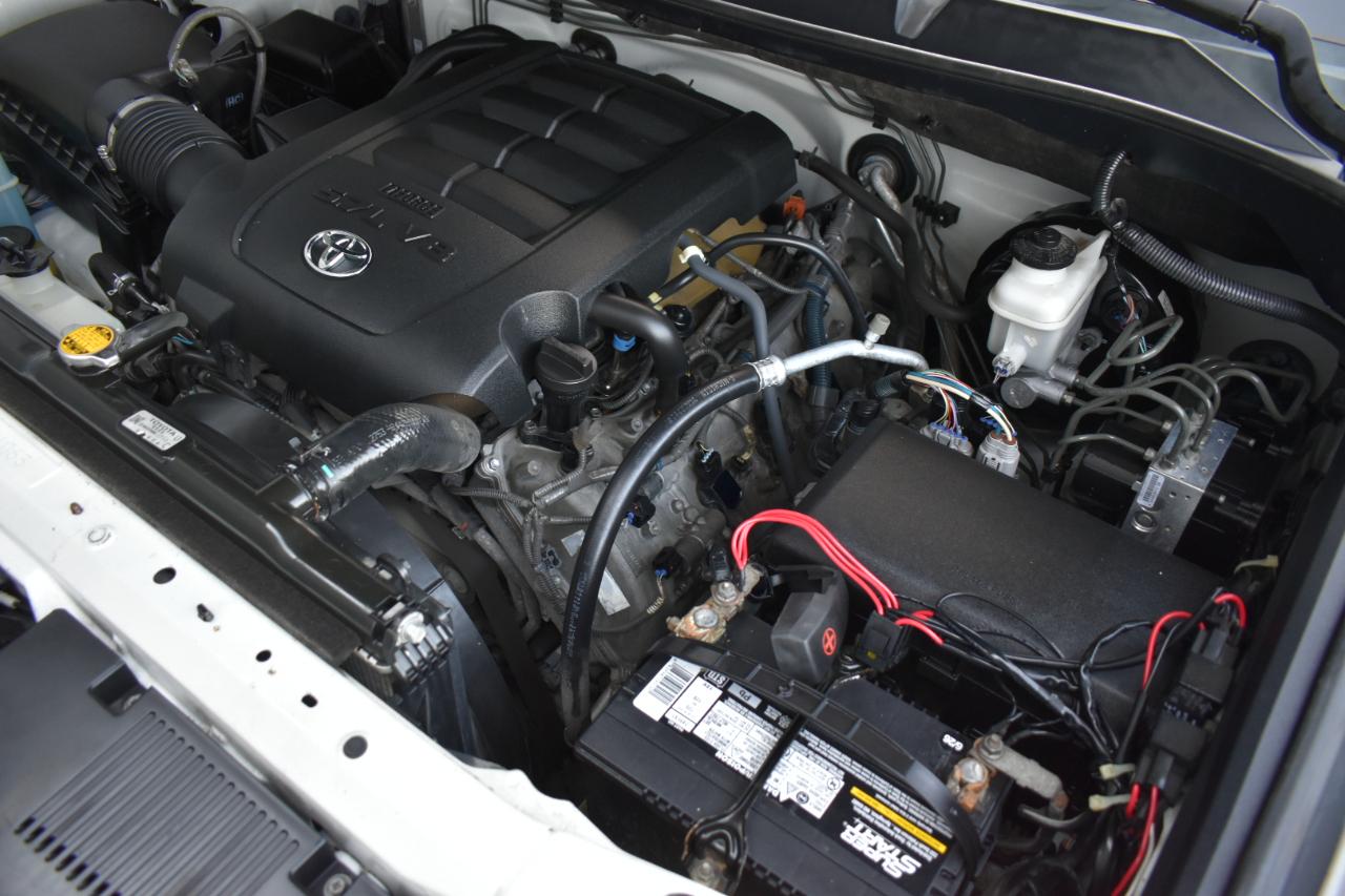 Toyota Tundra Platinum CrewMax 5.7L 2WD 2014