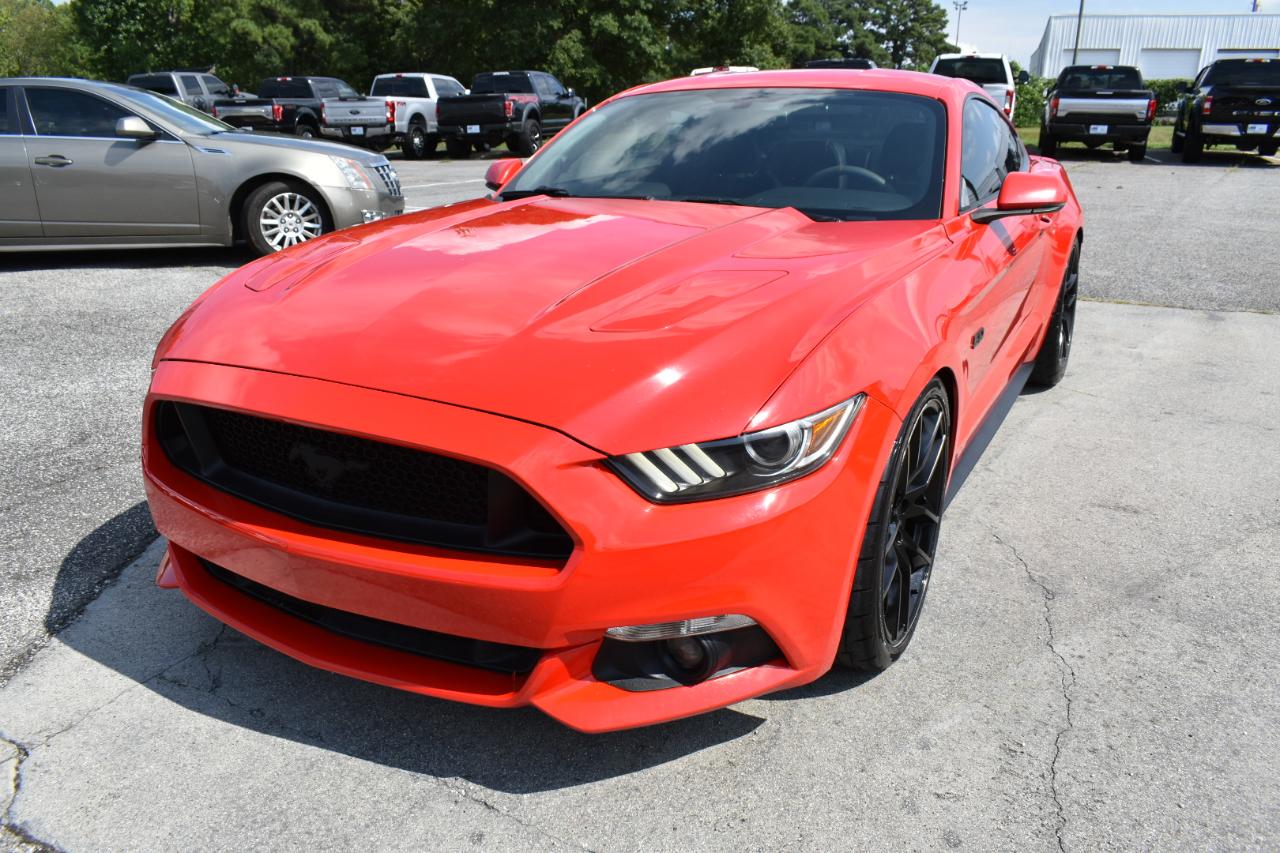 Ford Mustang GT Premium Coupe 2016