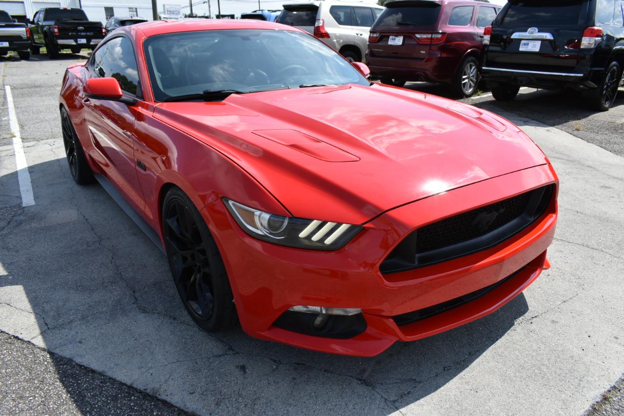 Ford Mustang GT Premium Coupe 2016