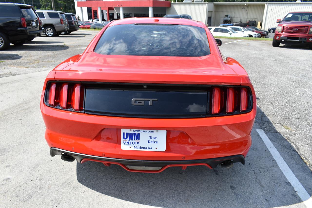 Ford Mustang GT Premium Coupe 2016
