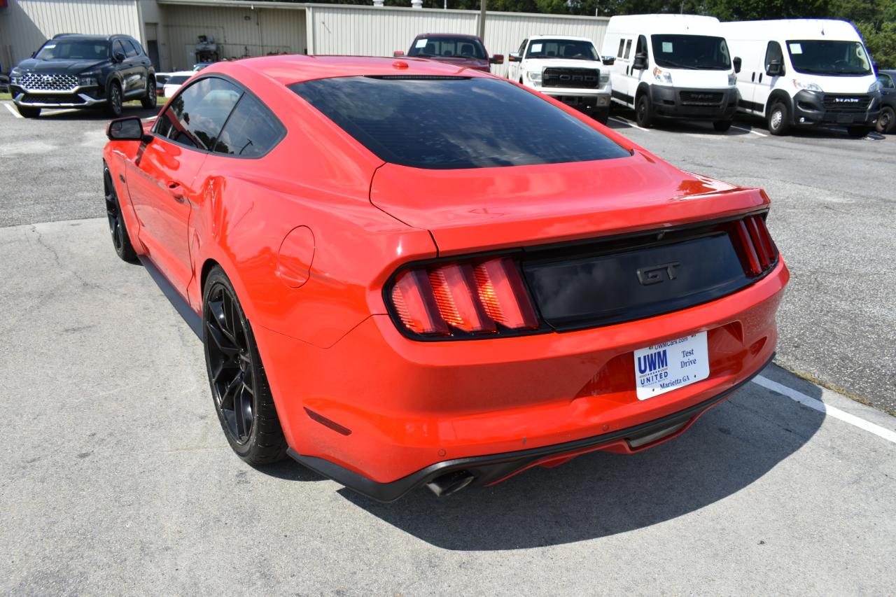 Ford Mustang GT Premium Coupe 2016