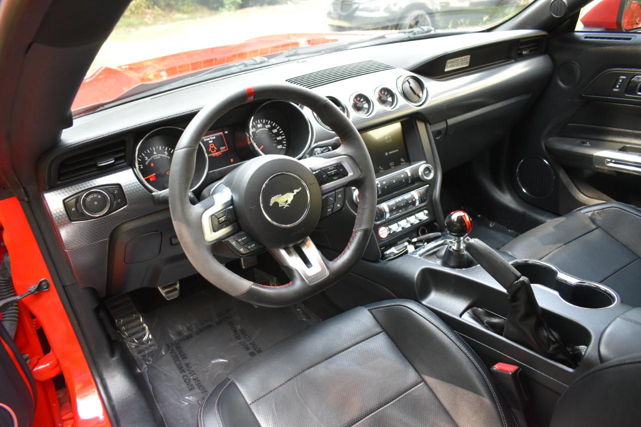 Ford Mustang GT Premium Coupe 2016