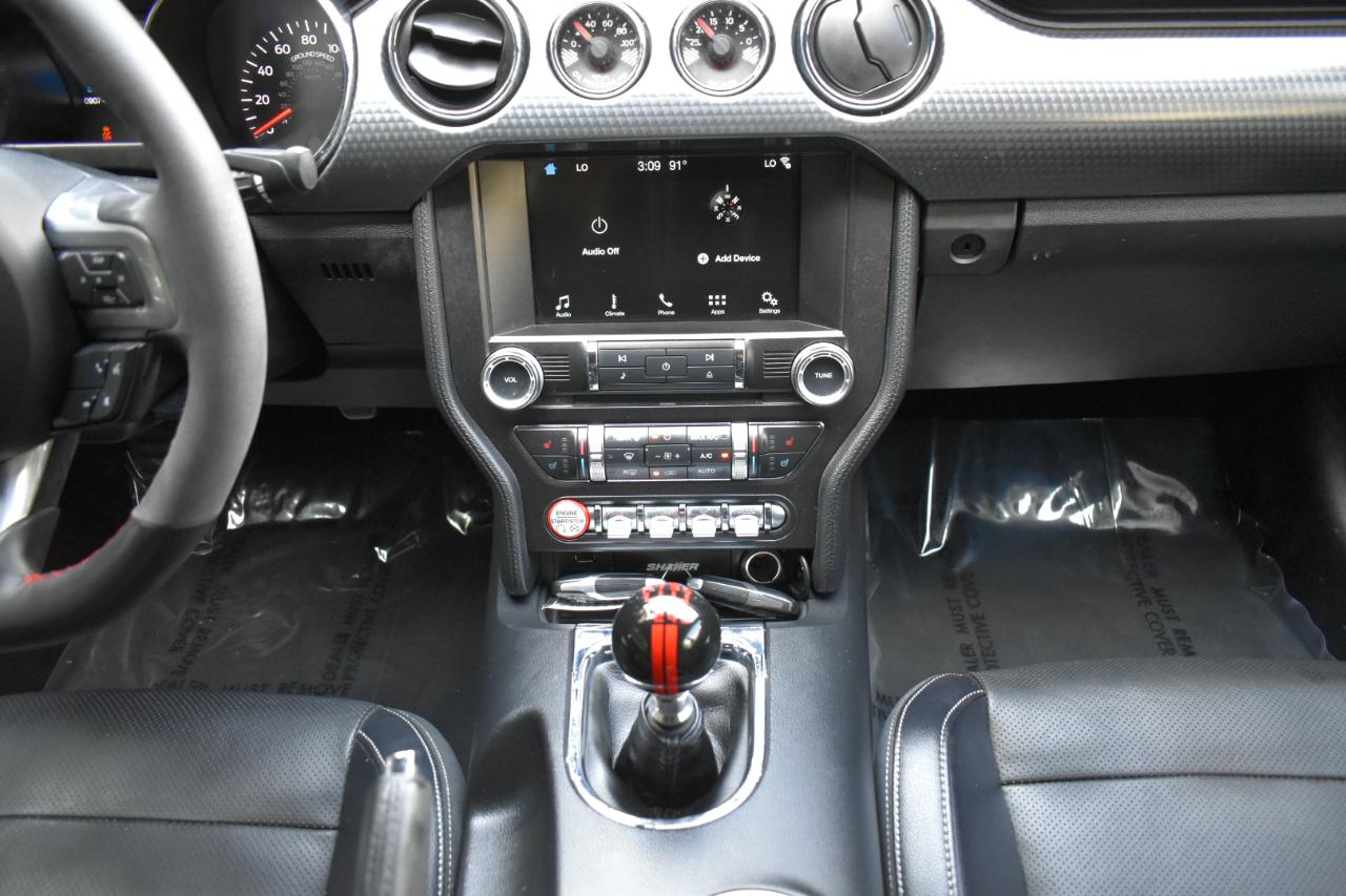 Ford Mustang GT Premium Coupe 2016