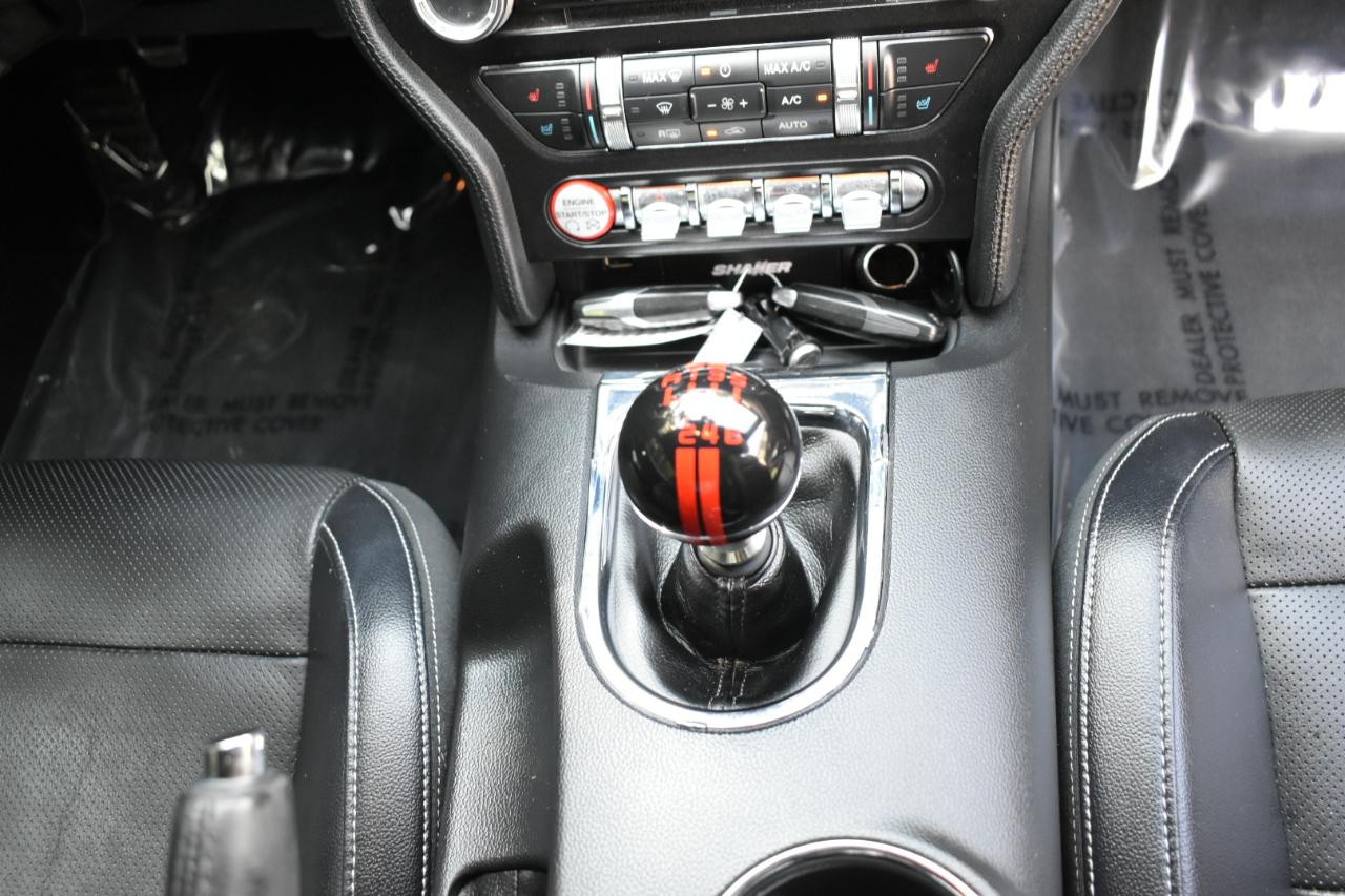 Ford Mustang GT Premium Coupe 2016