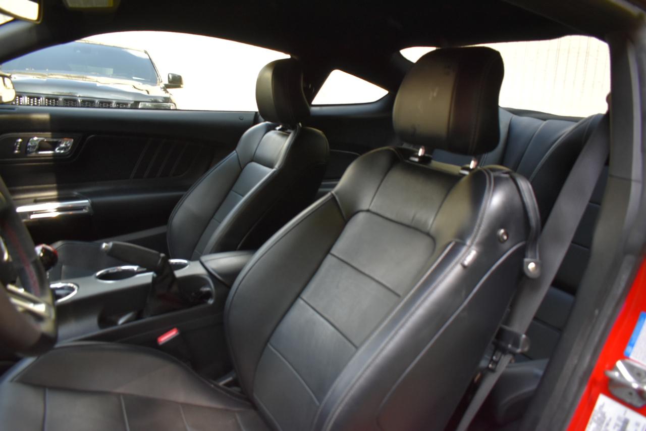 Ford Mustang GT Premium Coupe 2016