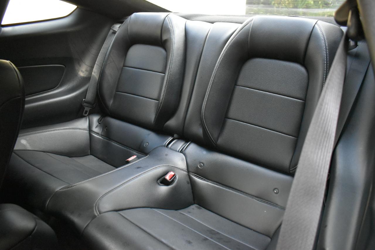 Ford Mustang GT Premium Coupe 2016