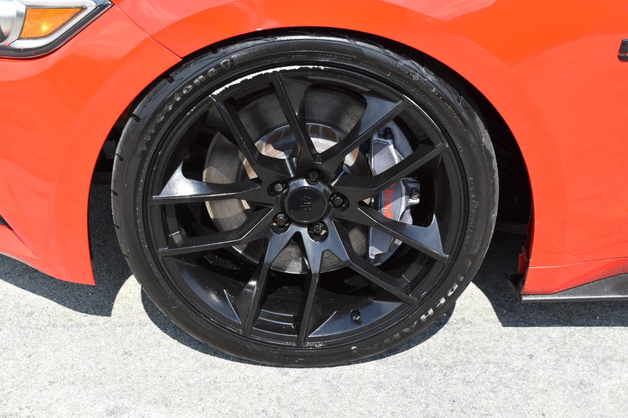 Ford Mustang GT Premium Coupe 2016