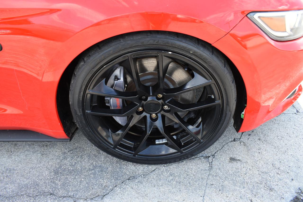 Ford Mustang GT Premium Coupe 2016