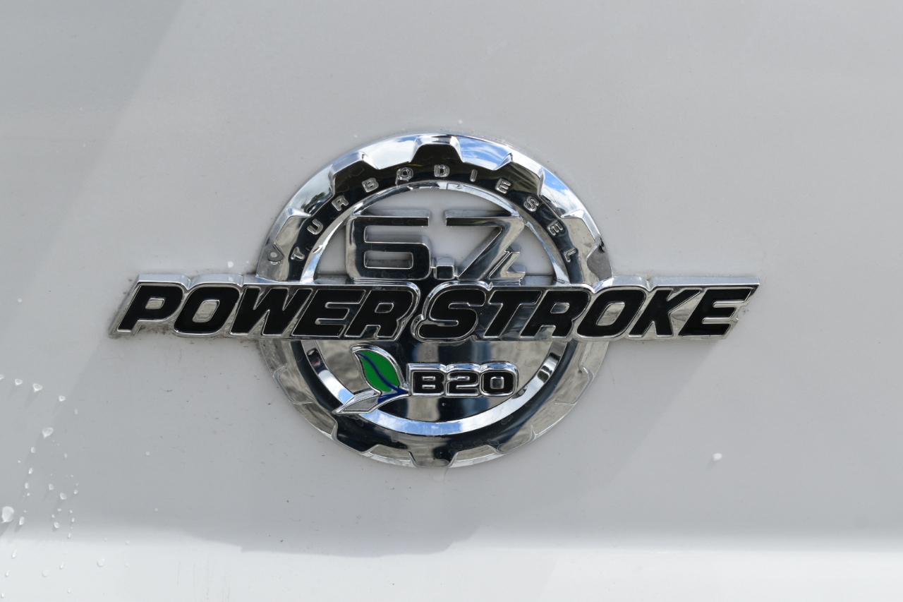 Ford F-350 SD Lariat Crew Cab 4WD 2016