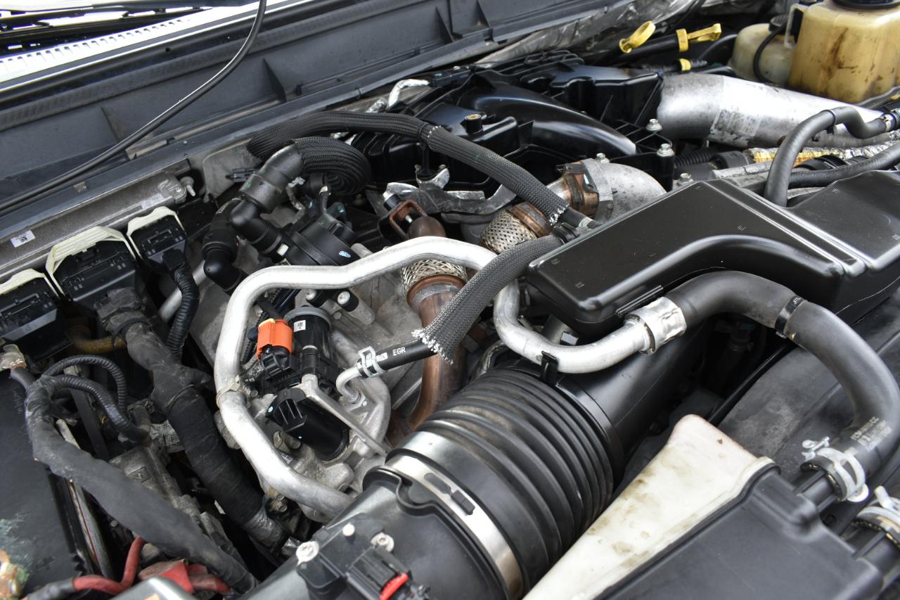 Ford F-350 SD Lariat Crew Cab 4WD 2016