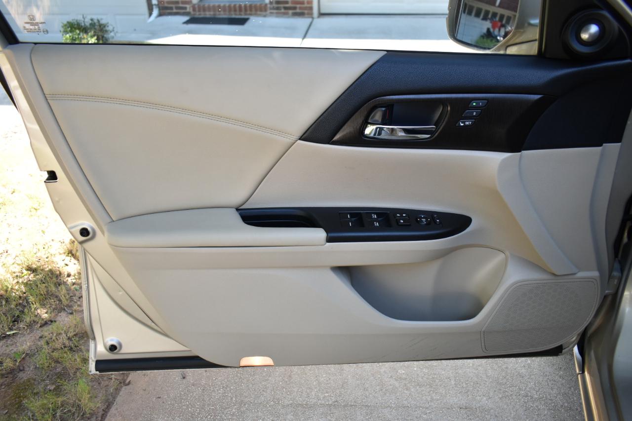 Honda Accord EX-L V6 Sedan AT 2015