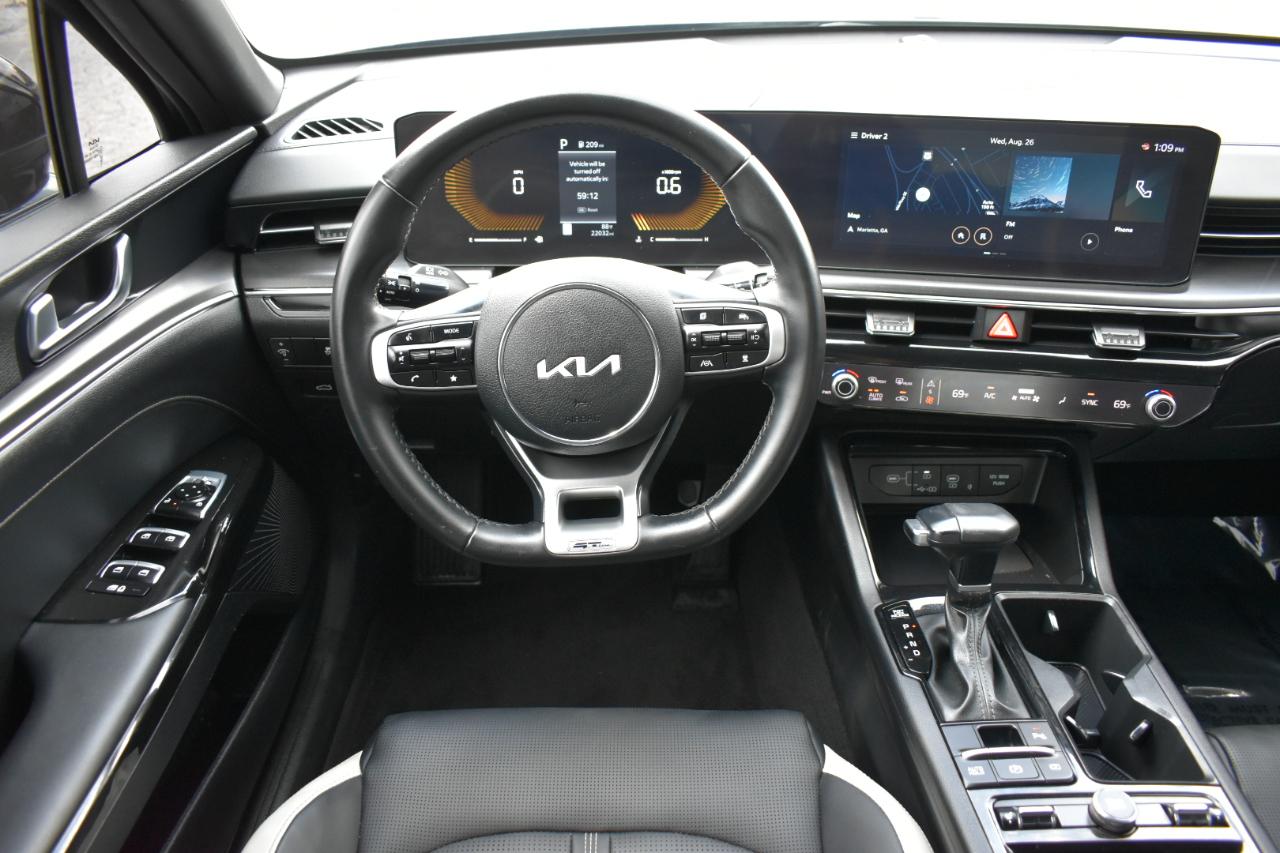 Kia K5 GT-Line 2025