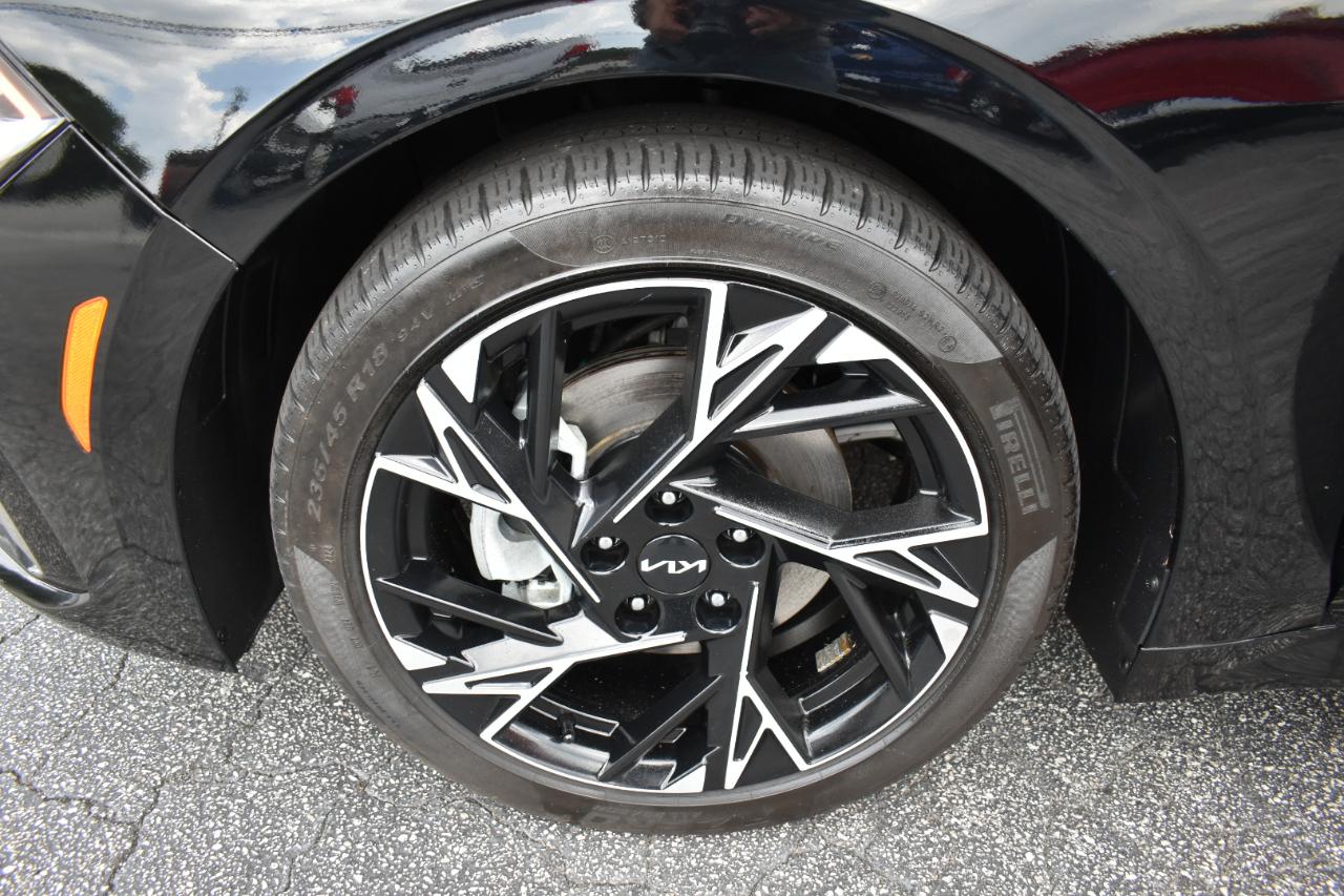 Kia K5 GT-Line 2025