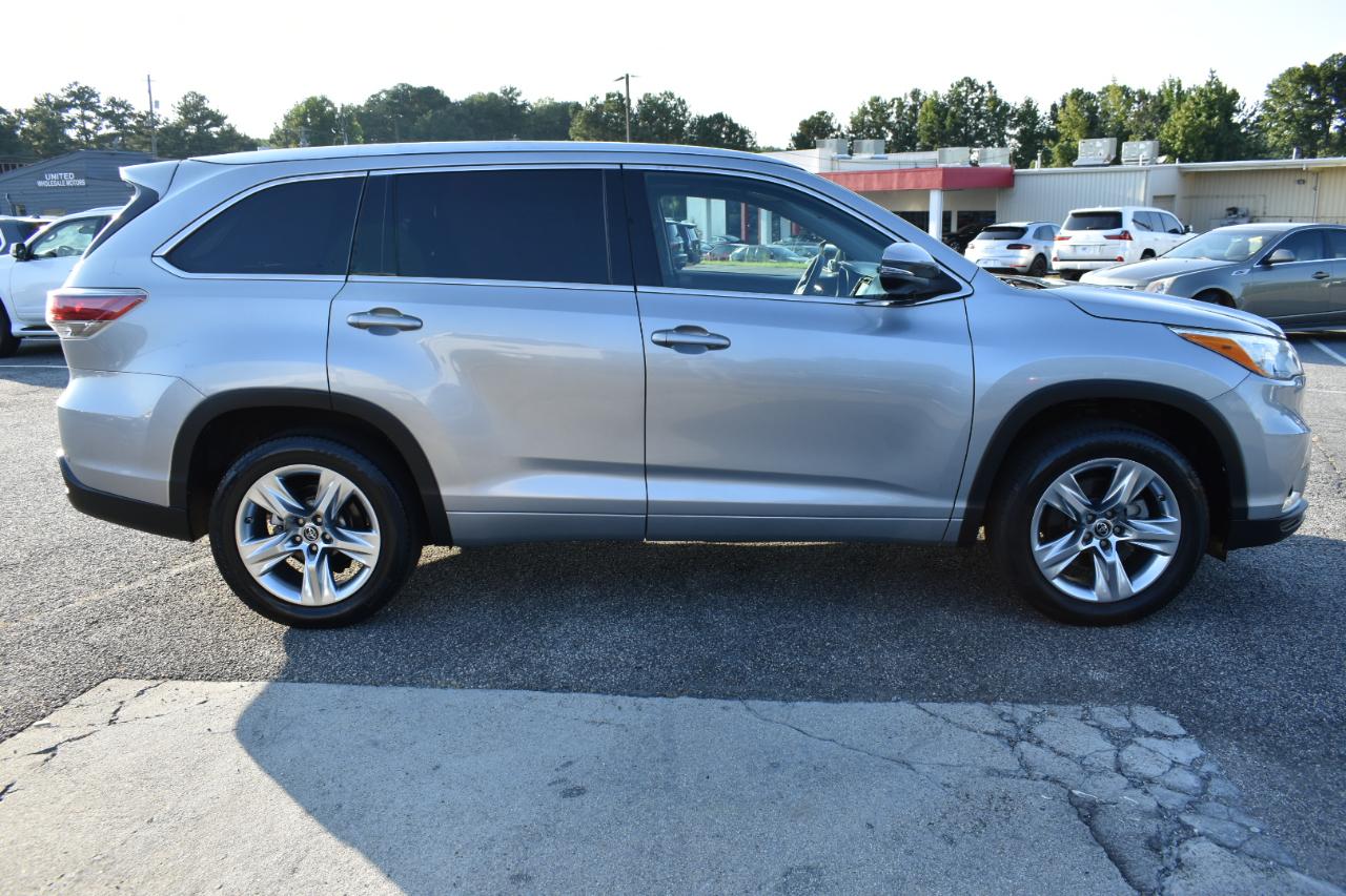 Toyota Highlander Limited FWD V6 2016