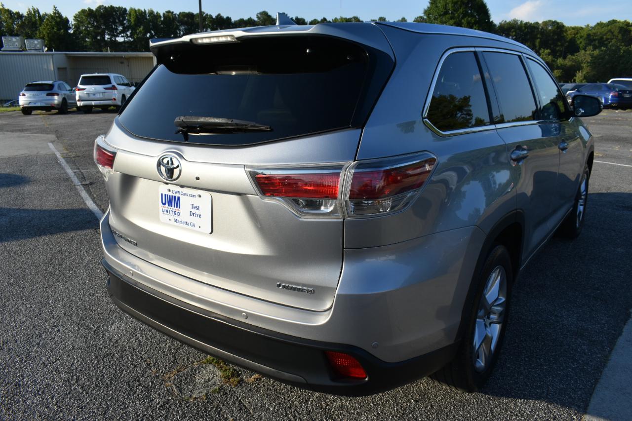 Toyota Highlander Limited FWD V6 2016