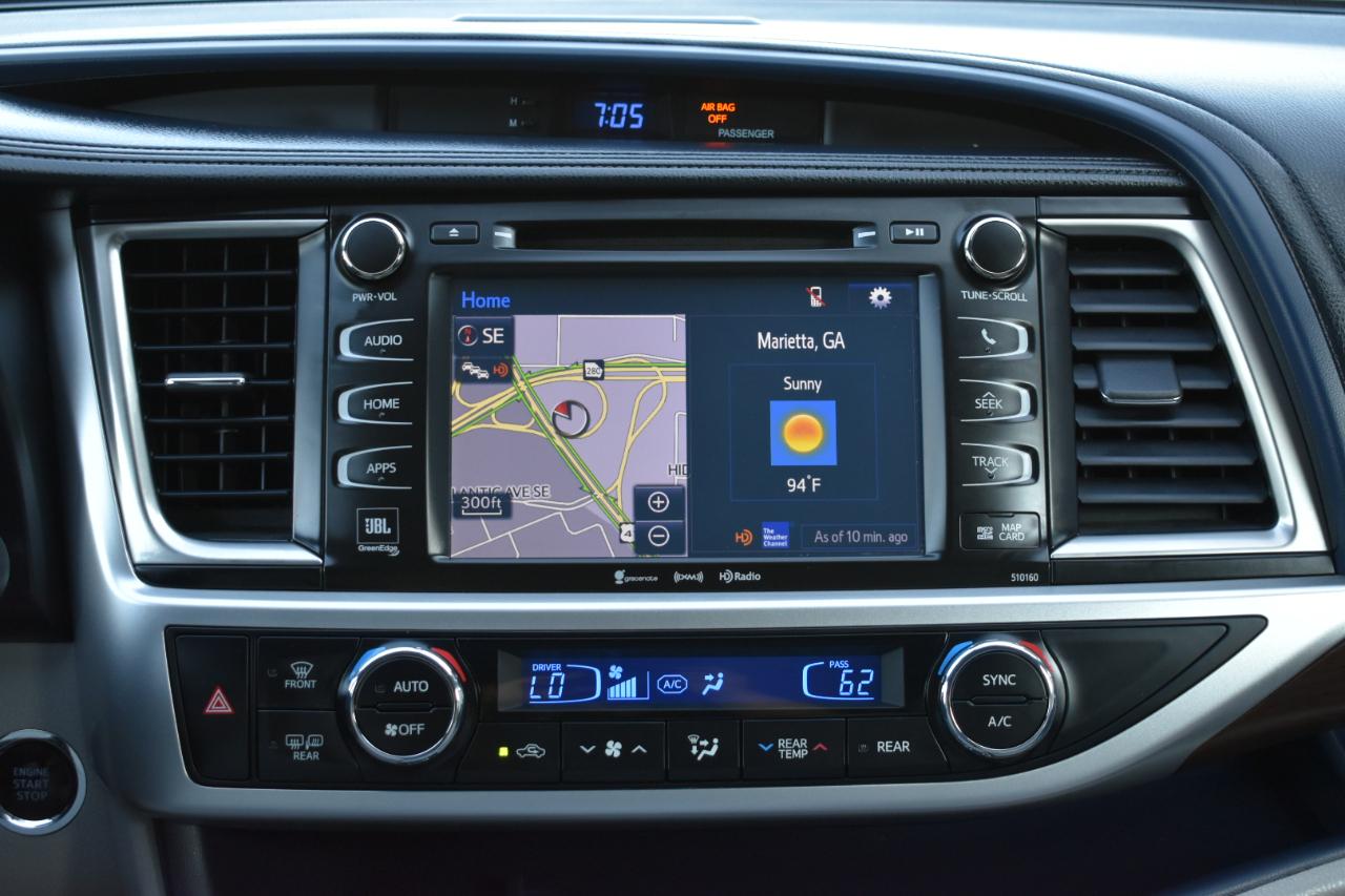 Toyota Highlander Limited FWD V6 2016