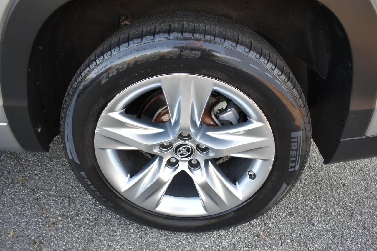 Toyota Highlander Limited FWD V6 2016