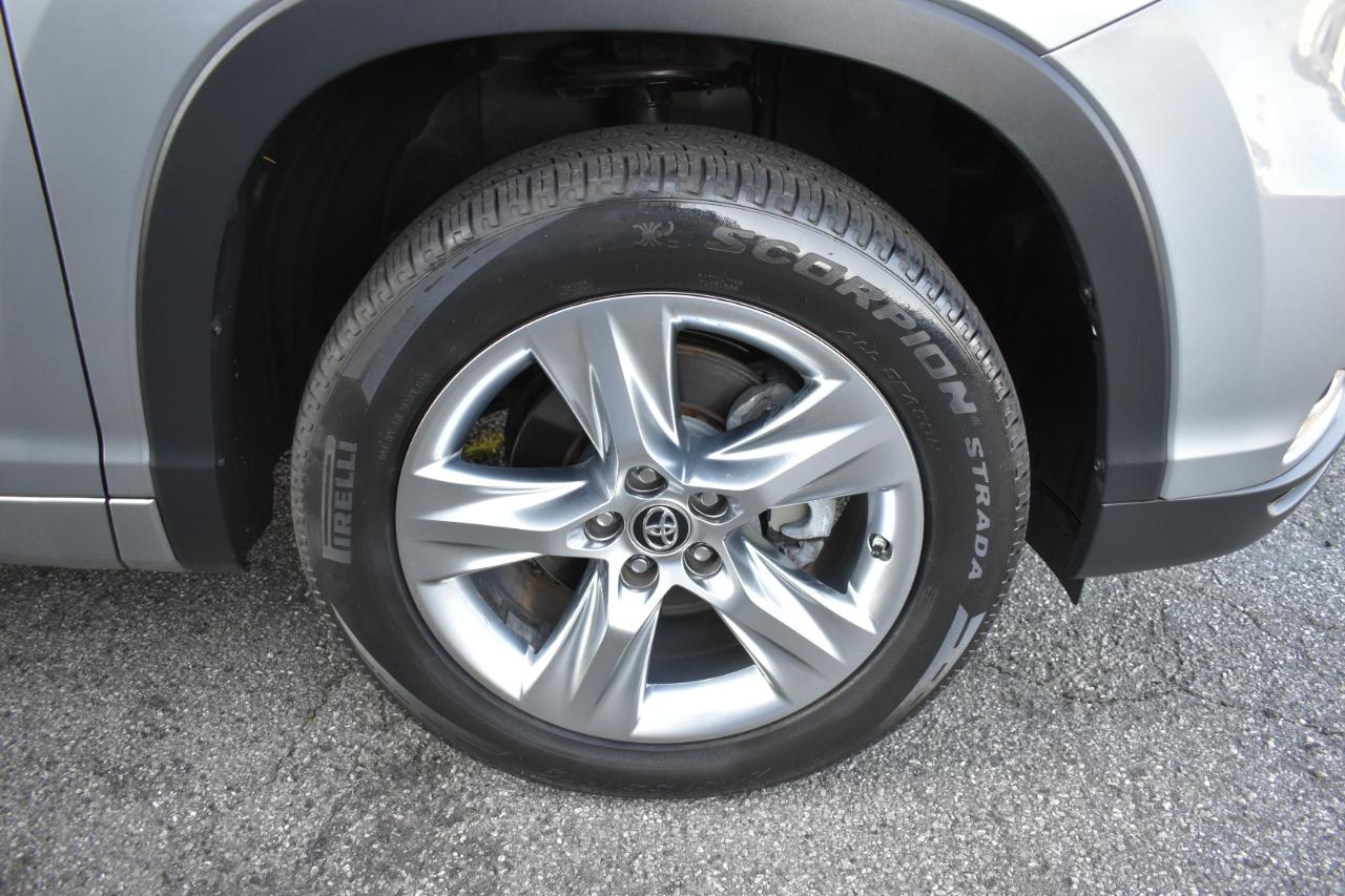 Toyota Highlander Limited FWD V6 2016
