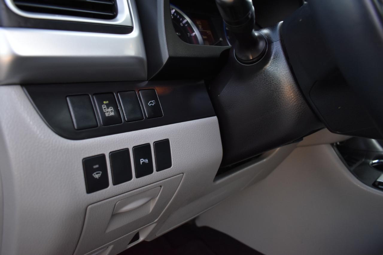 Toyota Highlander Limited FWD V6 2016