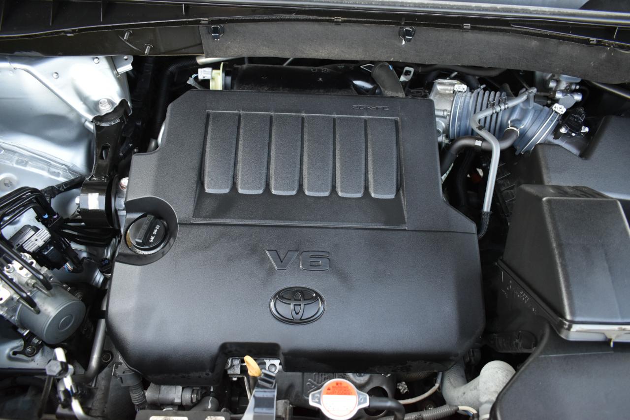 Toyota Highlander Limited FWD V6 2016
