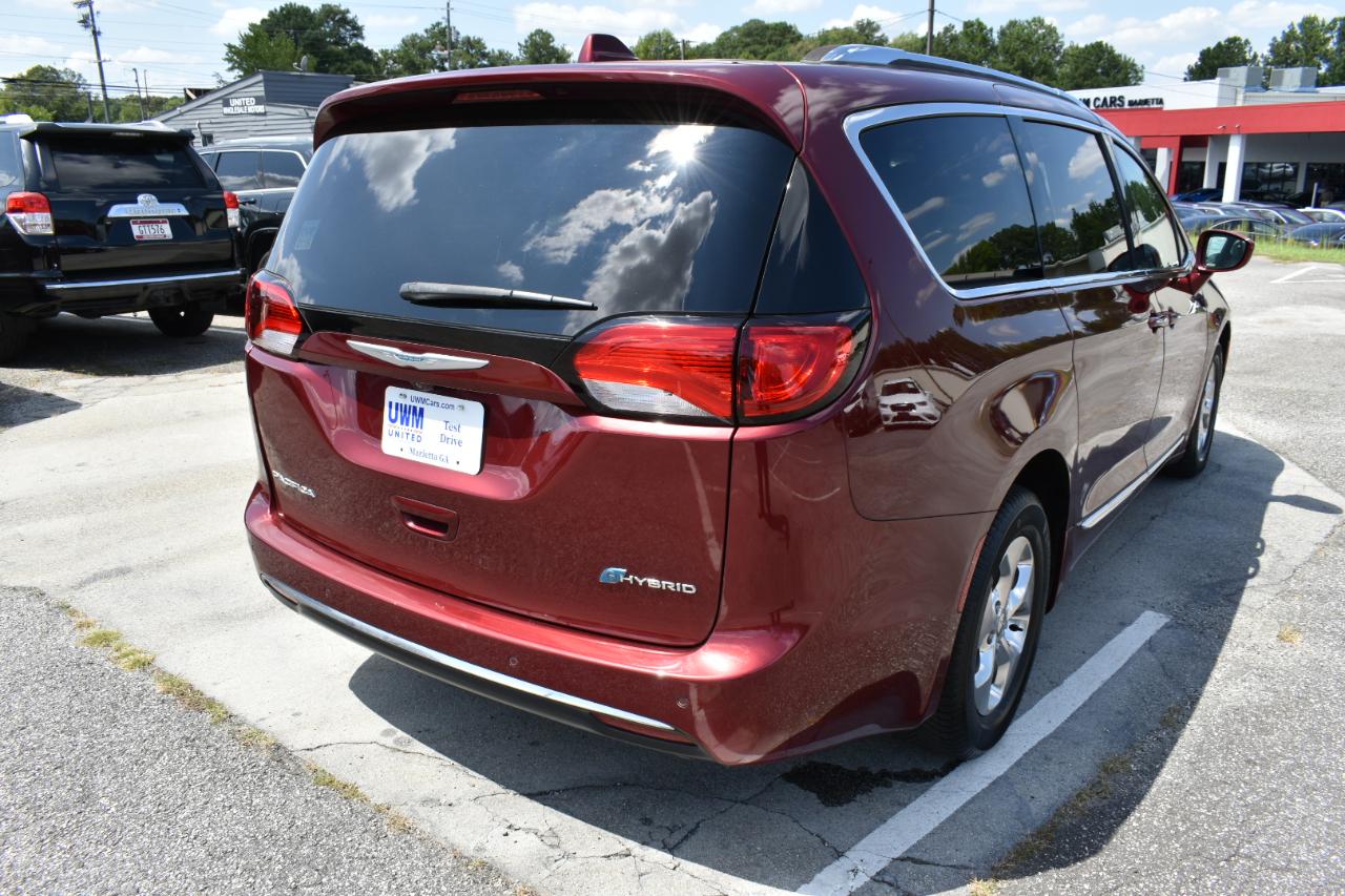 Chrysler Pacifica Hybrid Touring L 2018