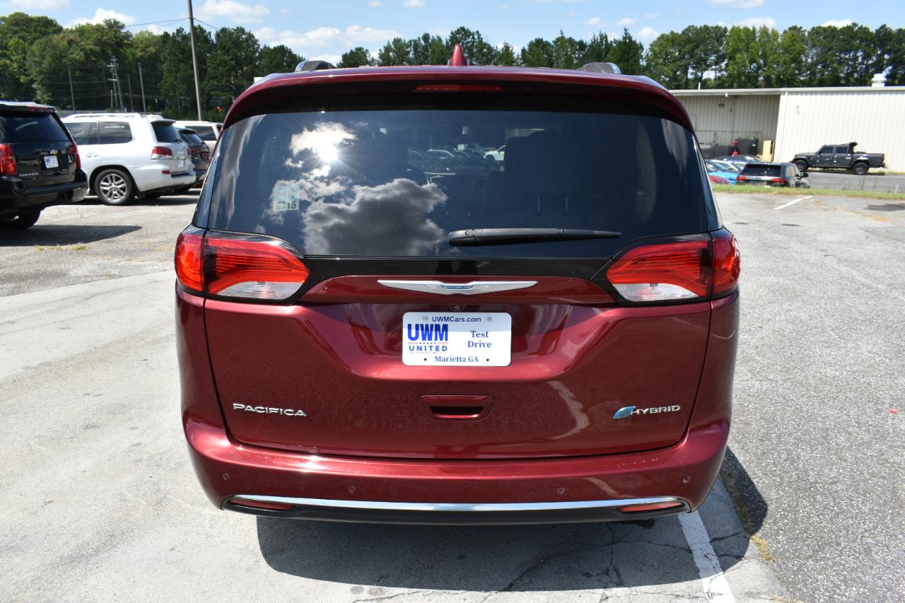 Chrysler Pacifica Hybrid Touring L 2018