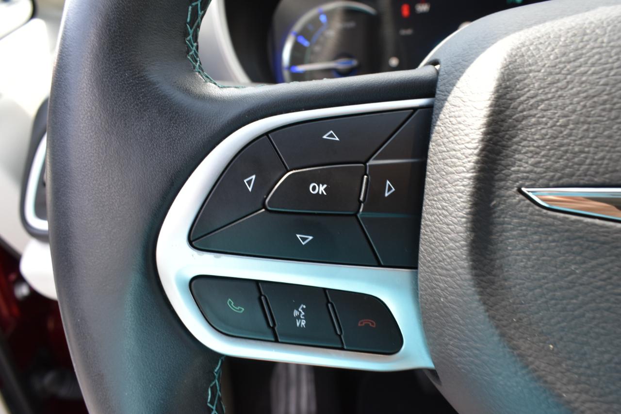 Chrysler Pacifica Hybrid Touring L 2018
