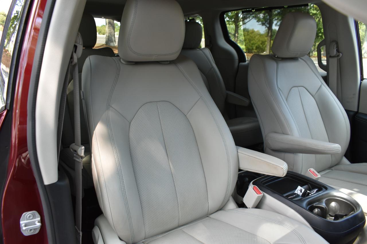 Chrysler Pacifica Hybrid Touring L 2018