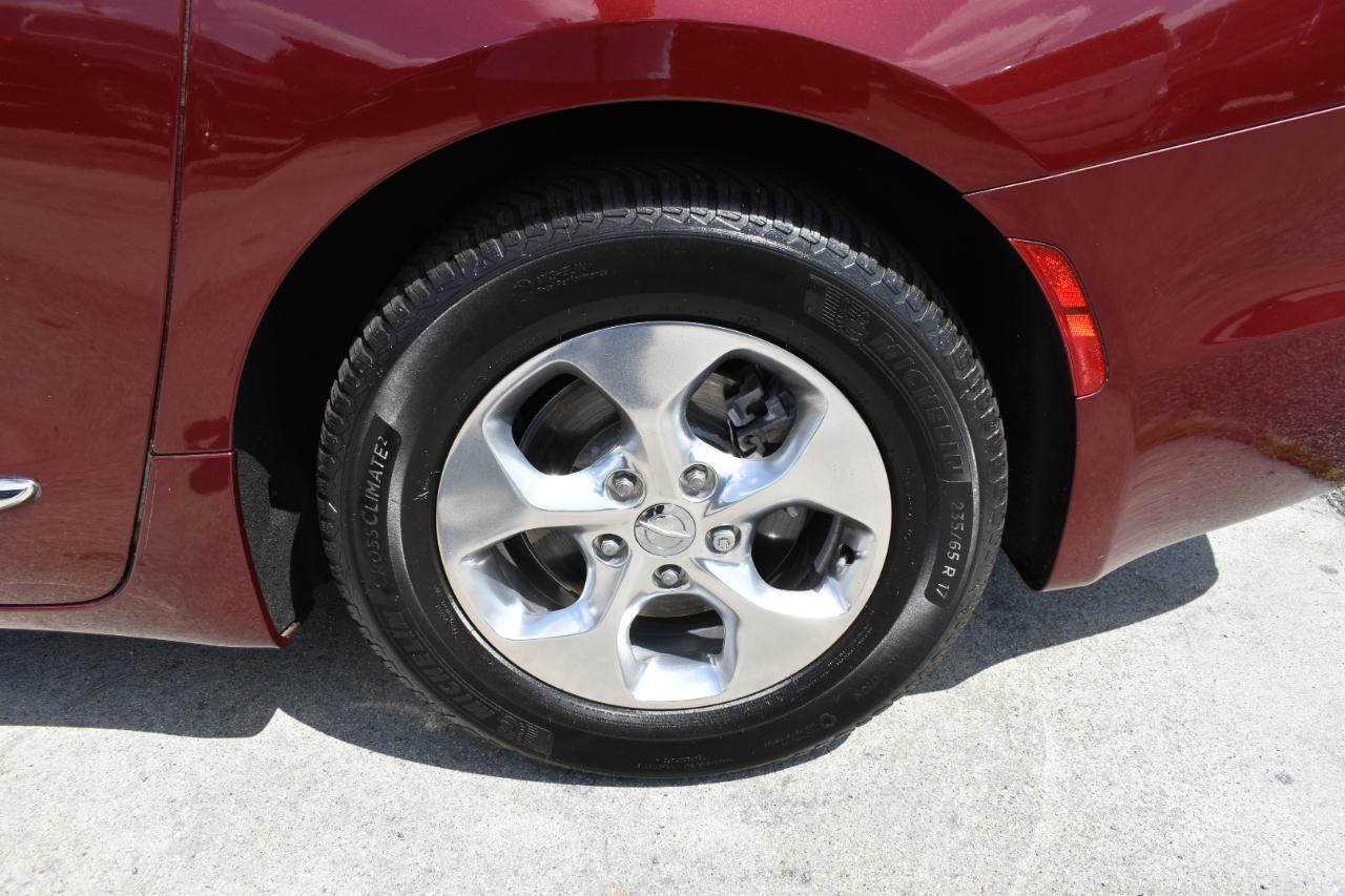 Chrysler Pacifica Hybrid Touring L 2018