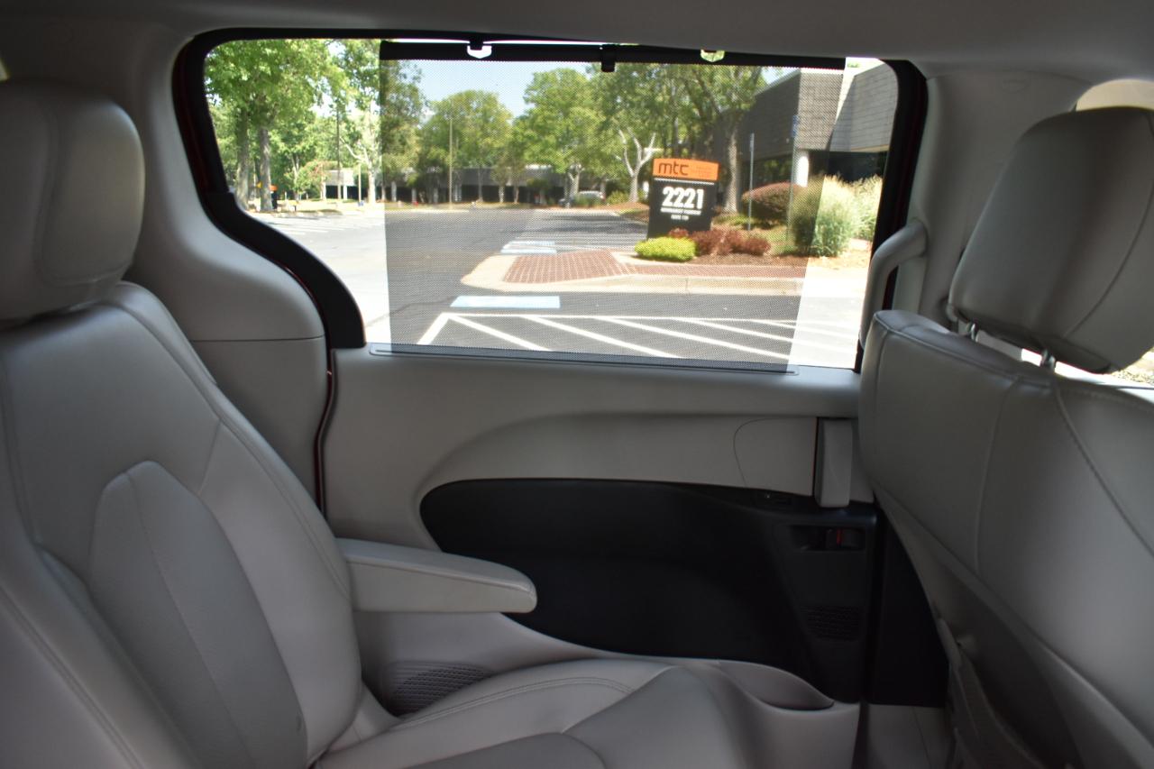 Chrysler Pacifica Hybrid Touring L 2018