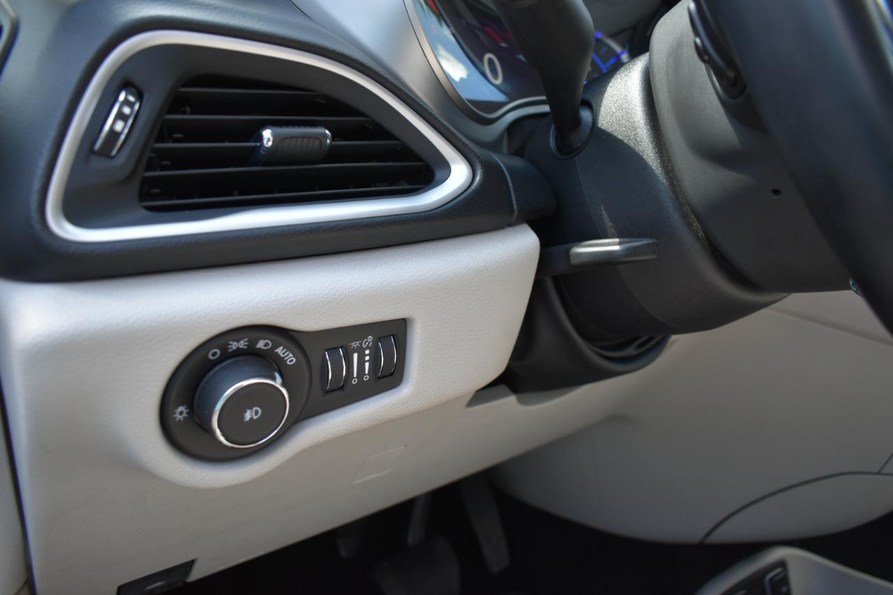 Chrysler Pacifica Hybrid Touring L 2018
