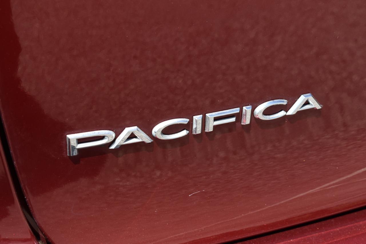 Chrysler Pacifica Hybrid Touring L 2018