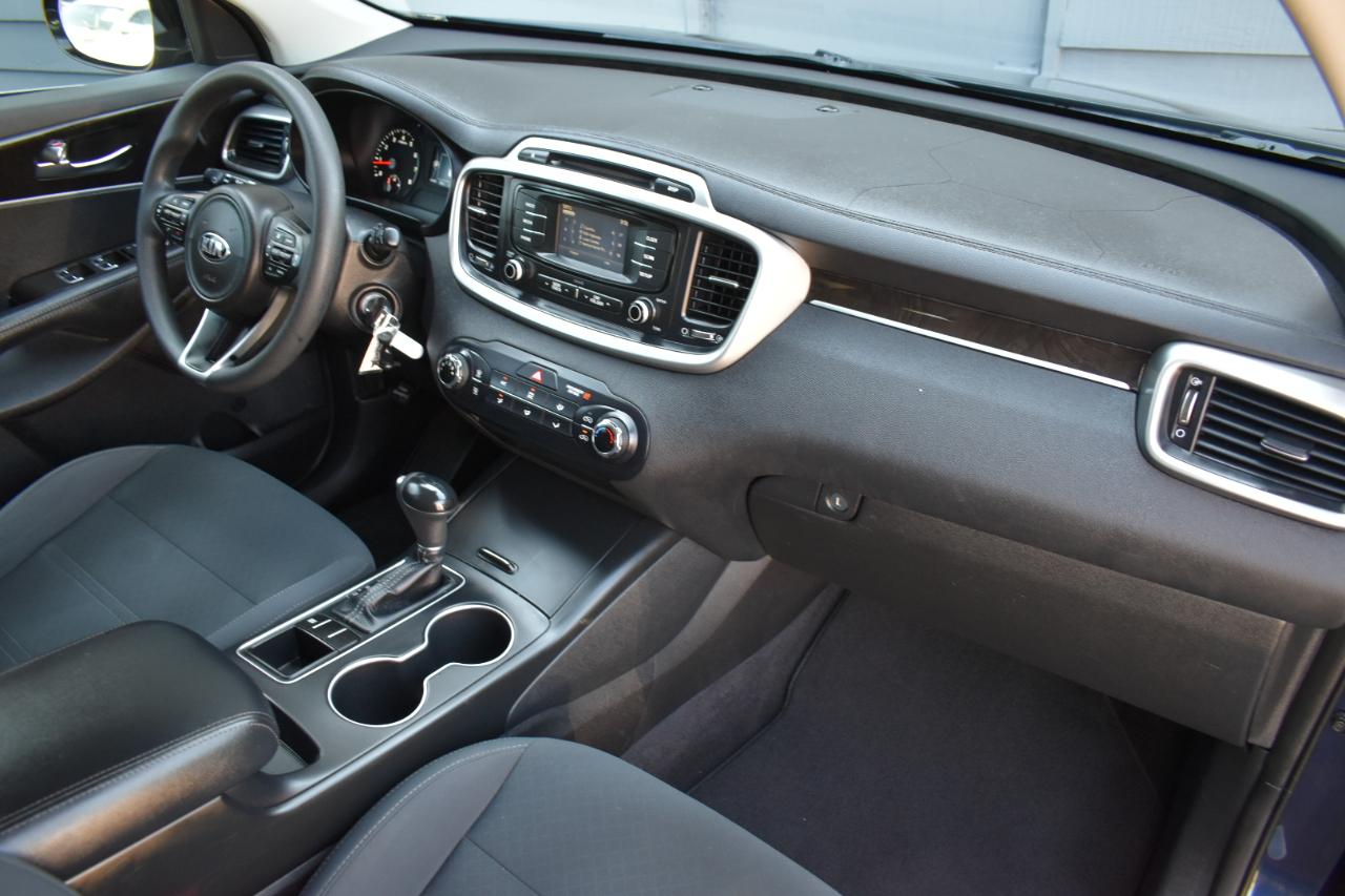 Kia Sorento LX 2WD 2016