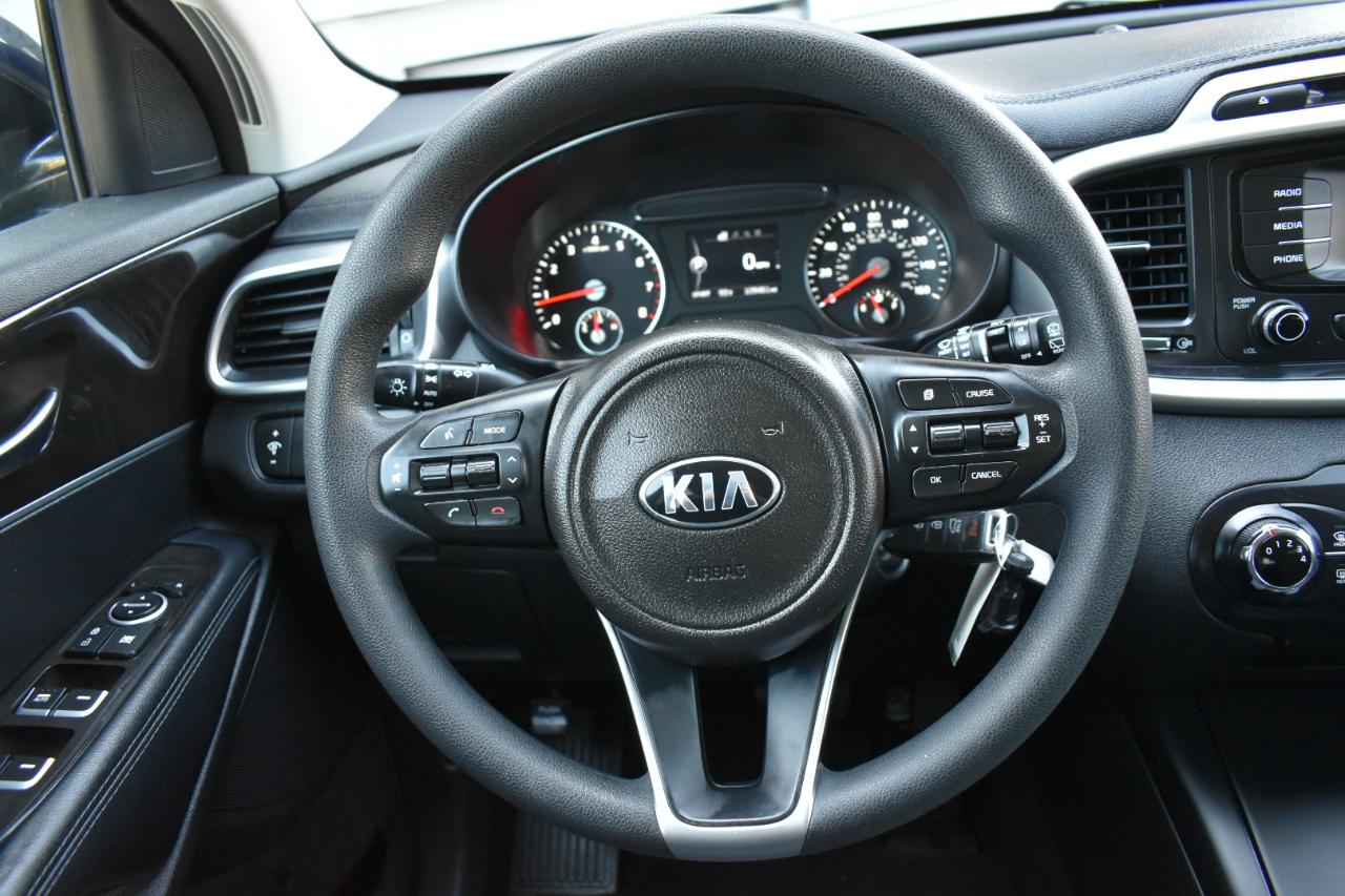 Kia Sorento LX 2WD 2016