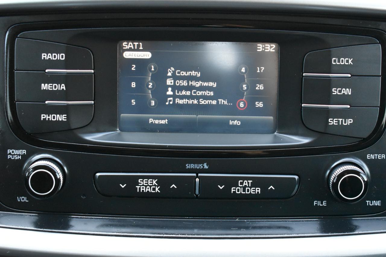 Kia Sorento LX 2WD 2016