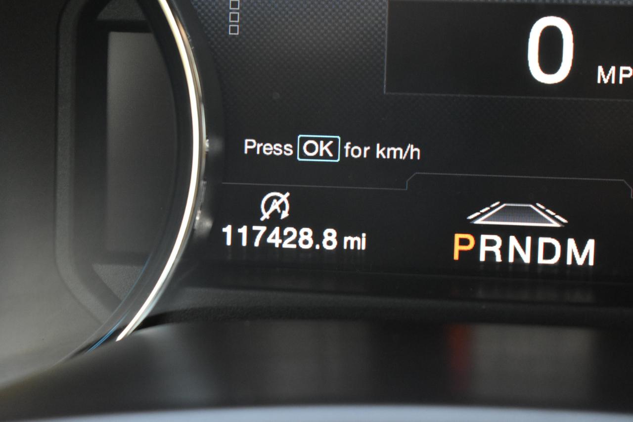 Ford F-150 Platinum SuperCrew 4WD 2018