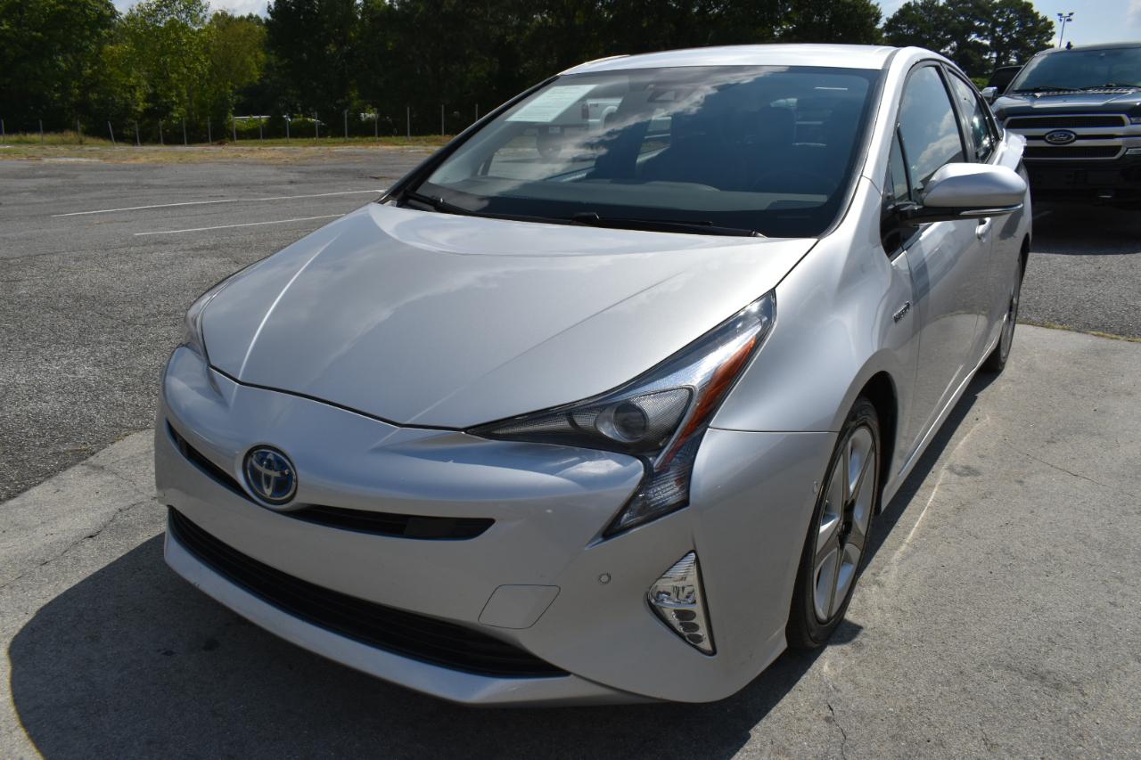 Toyota Prius Two Eco 2016